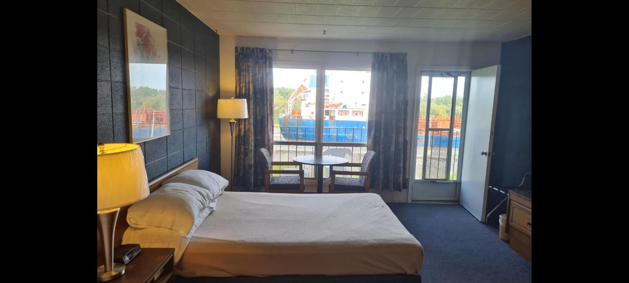 The Inn At Lock Seven Thorold Экстерьер фото