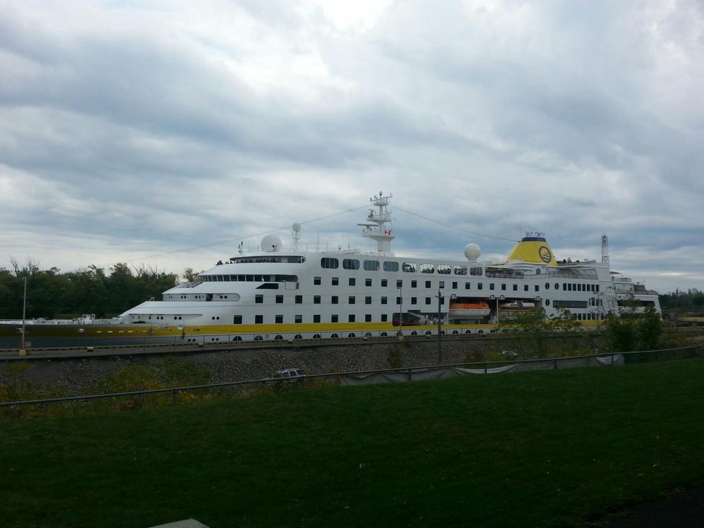 The Inn At Lock Seven Thorold Экстерьер фото